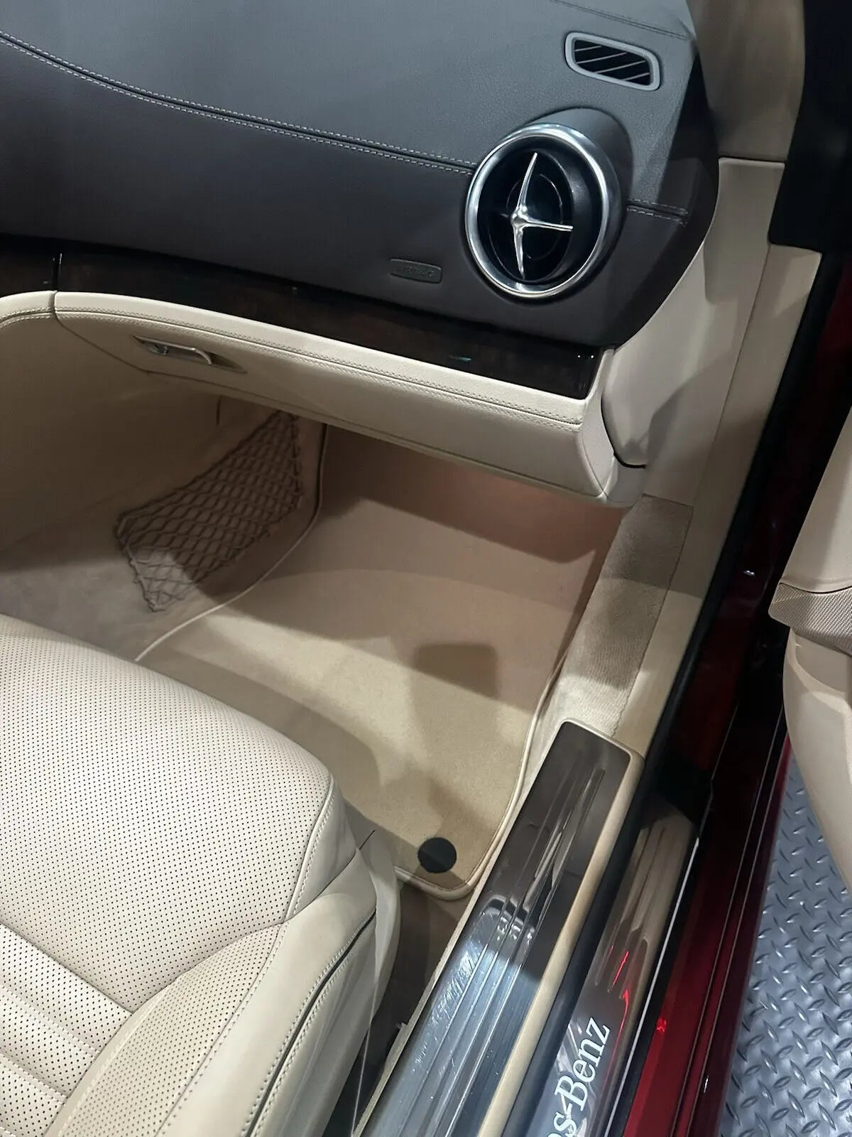 Beige Floor Mats For Mercedes-Benz SL R231 2012–2022