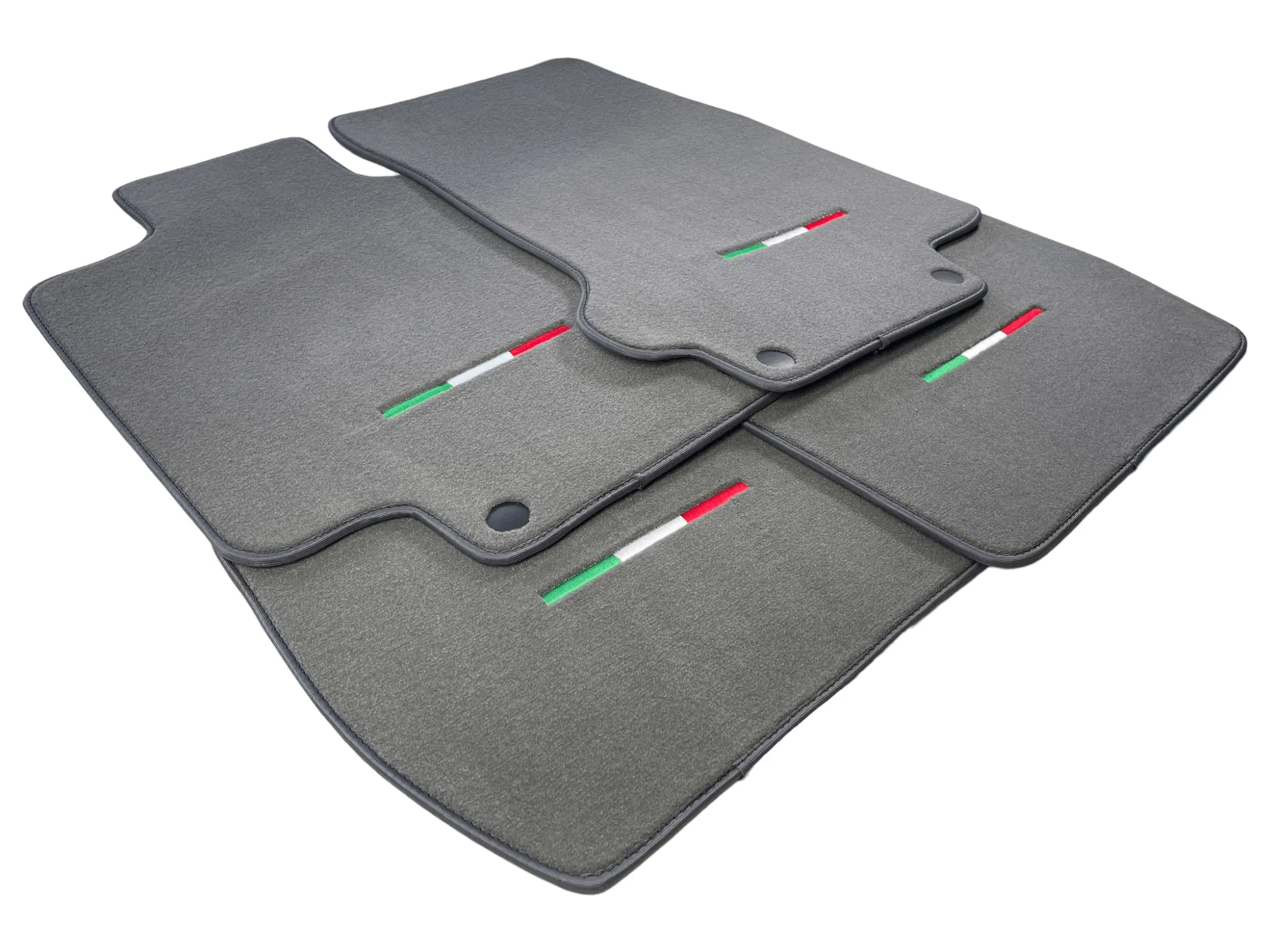 Gray Floor Mats For Maserati GranTurismo IT Edition - AutoWin