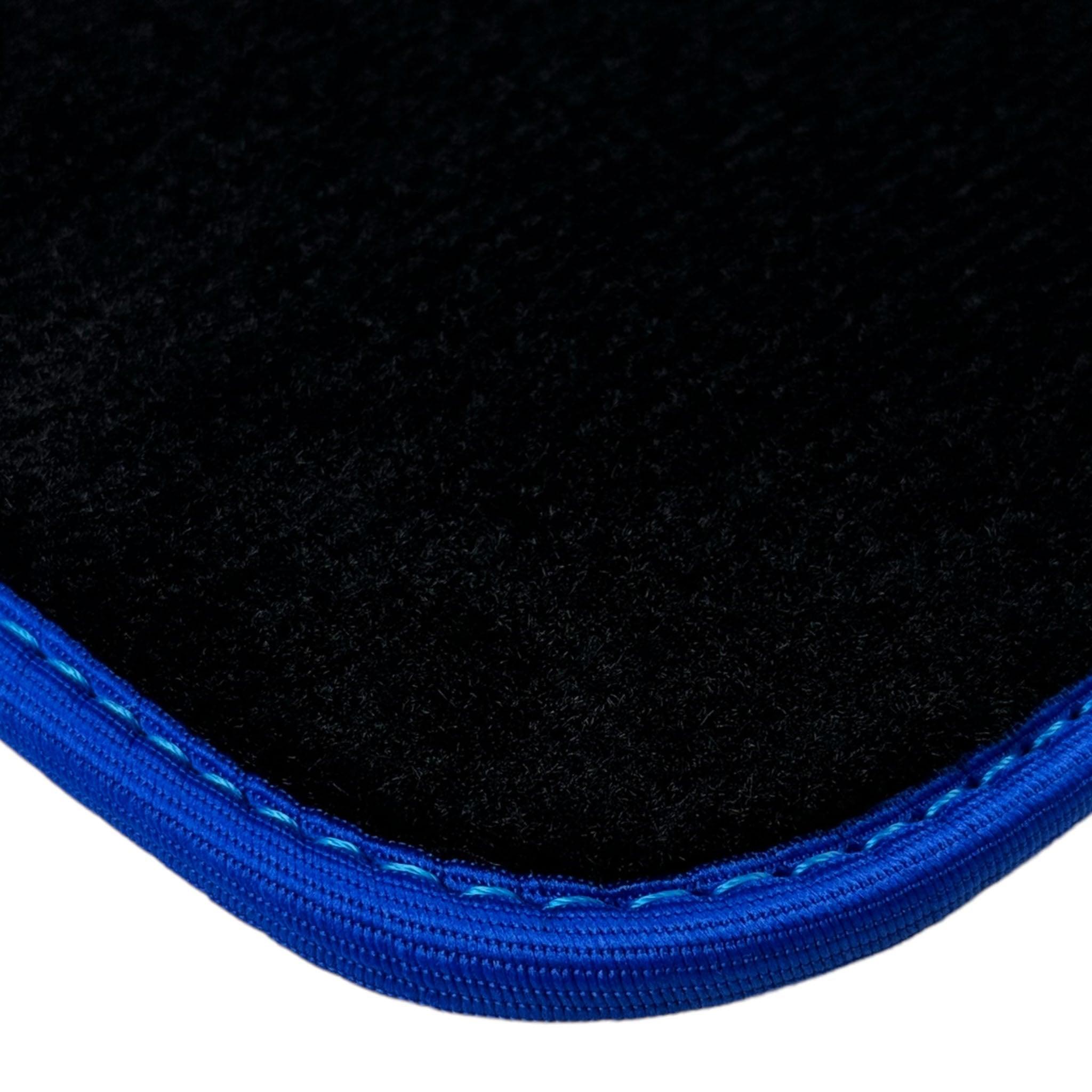 Black Floor Floor Mats For BMW 3 Series G20 | Blue Trim